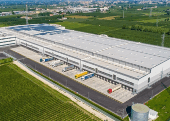 CBRE IM rileva da BGO e TechBau otto siti logistici nel Nord e Centro Italia per complessivi 327.000 mq. La più grande operazione mai effettuata nel comparto in Italia