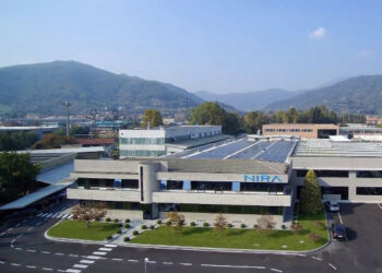 Il Gruppo Nira acquisisce il 60% di Osma e rafforza la propria piattaforma industriale nei componenti tecnici per automotive e industria